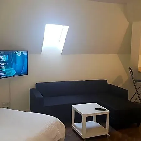 Au Pigeon Blanc Otel