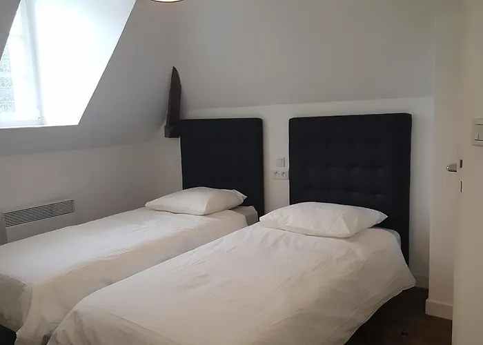 Au Pigeon Blanc Hotel